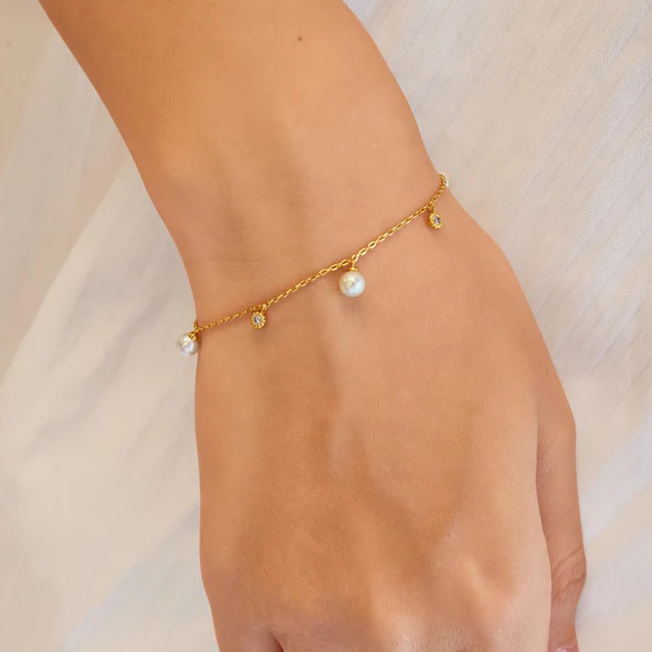 Shell Pearl Sparkle Bracelet in Gold Plated Sterling Silver