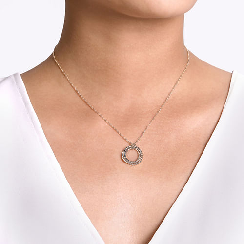 Twisted Rope Multi Circle Pendant Necklace in Sterling Silver