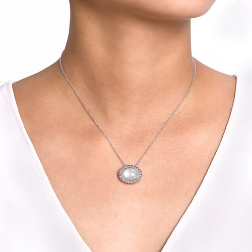 Mother of Pearl & Rock Crystal Necklace in Sterling Silver