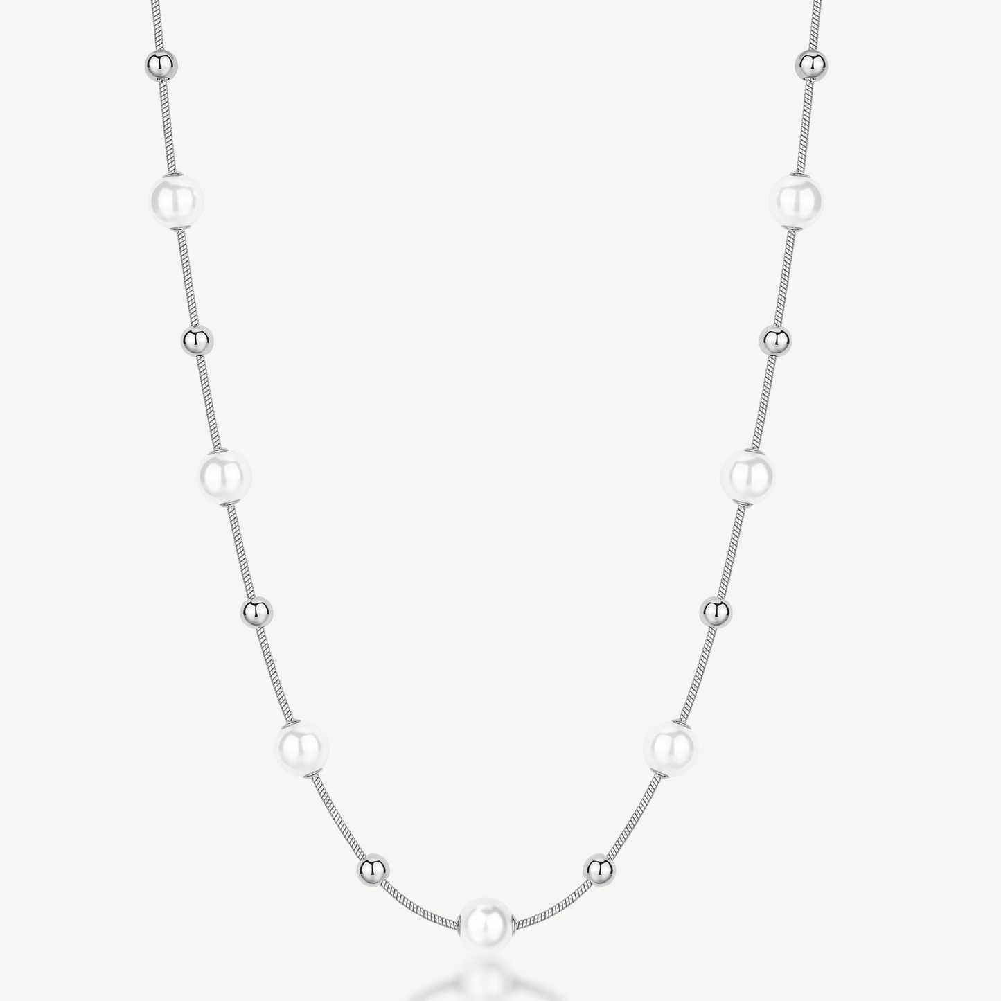 Shell Pearl Station Necklace in Stainless Steel