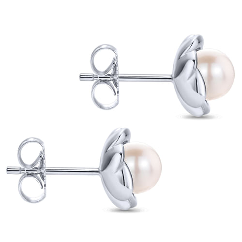 Pearl Floral Stud Earrings in Sterling Silver