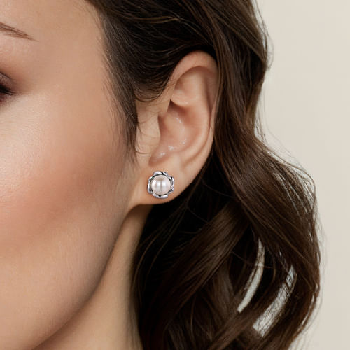 Pearl Floral Stud Earrings in Sterling Silver