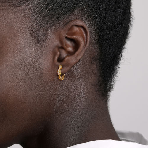 Diamond Braided Huggie Earrings in 14K Yellow Gold