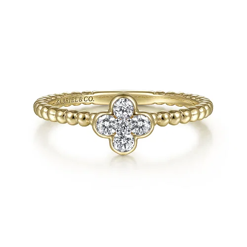 Diamond Clover Stackable Band in 14K Yellow Gold