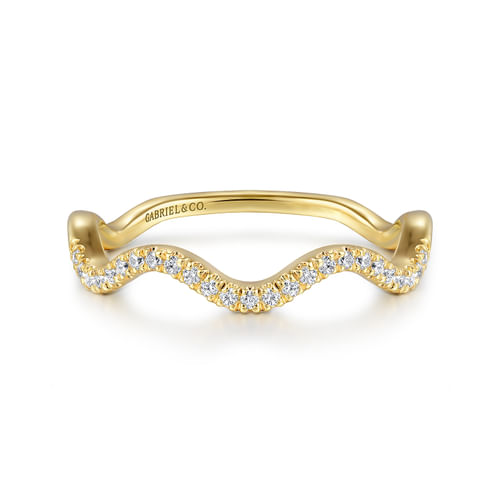 Diamond Wave Stackable Band in 14K Yellow Gold
