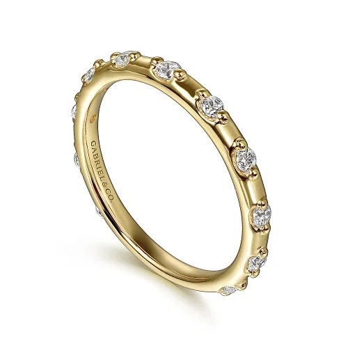 Diamond Station Stackable Ring in 14K Yellow Gold