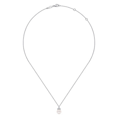 Diamond and Pearl Necklace in 14K White Gold