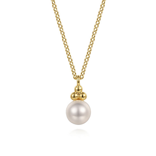 Pearl Pendant Necklace in 14K Yellow Gold