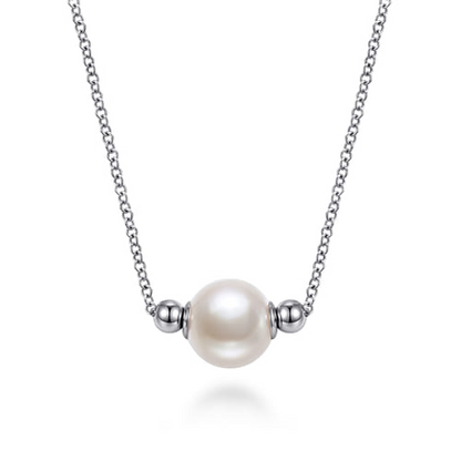 Pearl Pendant Necklace in Sterling Silver