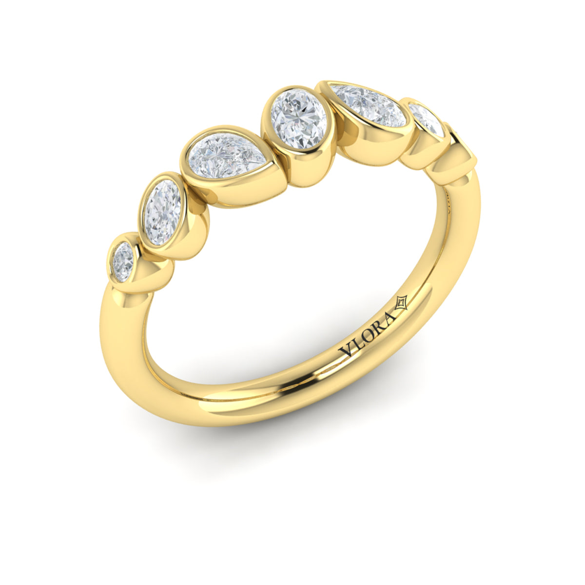 Diamond Graduated Bezel Band in 14K Yellow Gold