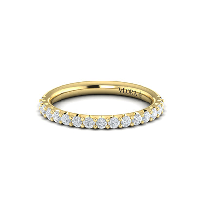 Diamond Classic Prong Wedding Band in 14K Yellow Gold