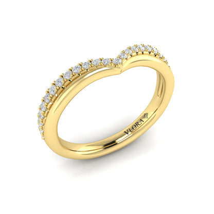 Diamond Chevron V Band in 14K Yellow Gold