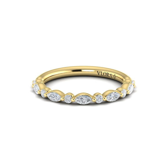 Diamond Eyelet Band in 14K Yellow Gold