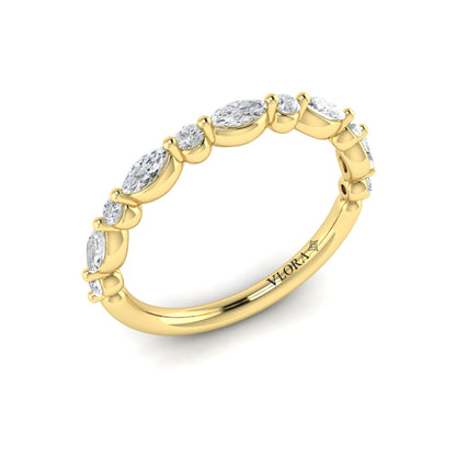Diamond Eyelet Band in 14K Yellow Gold