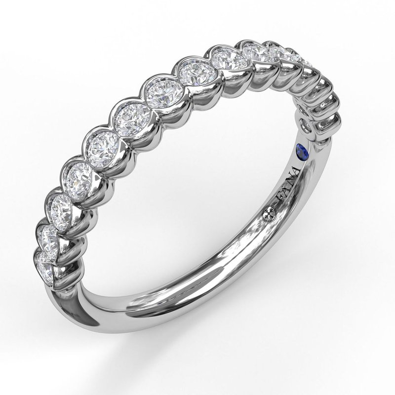 Diamond Scallop Wedding Band in 14K White Gold