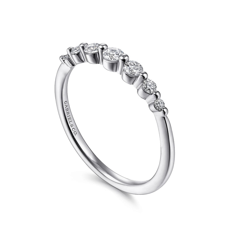Single Prong Diamond Ring in 14K White Gold